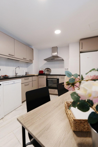 Kitchen 4, Viktory Apartments, Valladolid