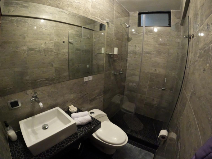 Bathroom 5, RHOUSE Cusco, Cusco