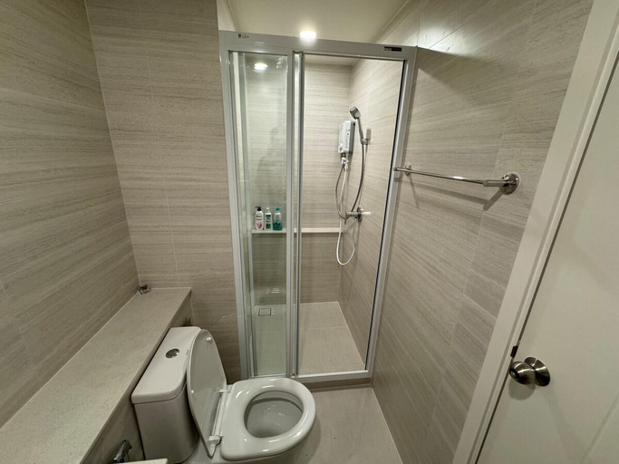 Bathroom 4, Phyll Phuket: Luxury Resort-Style Comfort, Pulau Phuket