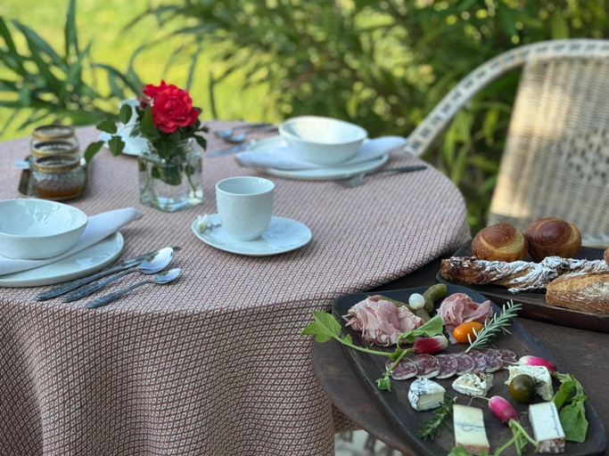 Food & Drinks 5, Les Jardins de Sitaara, Vaucluse