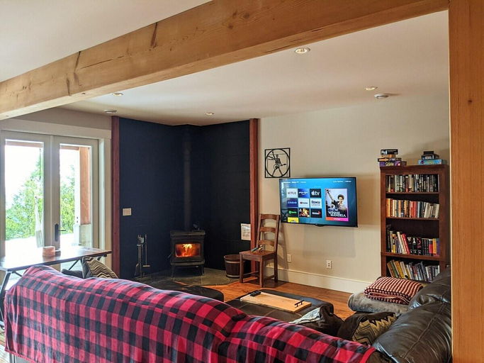Bedroom 4, Mountain House of Wonder, Nanaimo