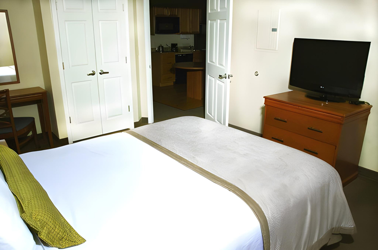Bedroom 2, Candlewood Suites - Columbus By IHG, Muscogee