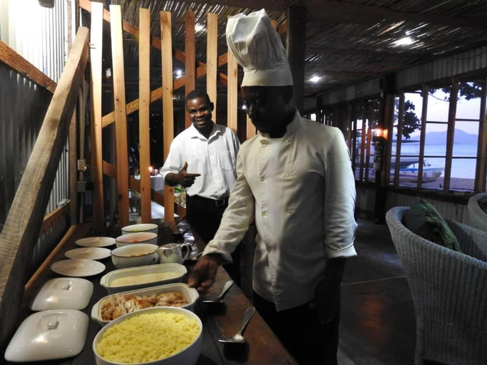 Food & Drinks 3, Norman Carr Cottage, Lake Malawi