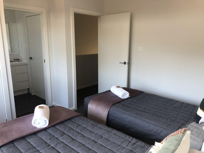 Bedroom 2, The Grounds at Callaghan, Newcastle - Throsby