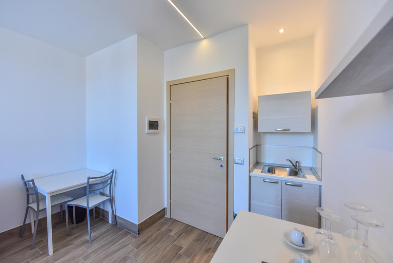 Others 5, Happy Residence Milano Cesano Maderno, Monza and Brianza