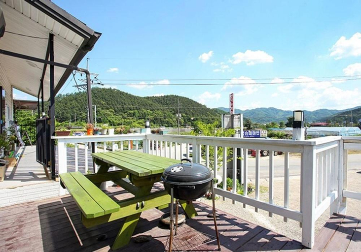 Others 5, Delio Pension, Chuncheon