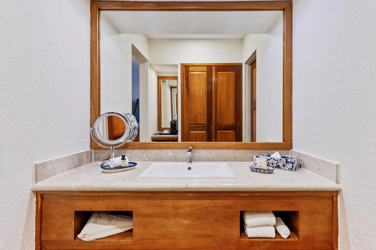 Bathroom 4, Ixtapan de la Sal Hotel & Spa, Villa Guerrero