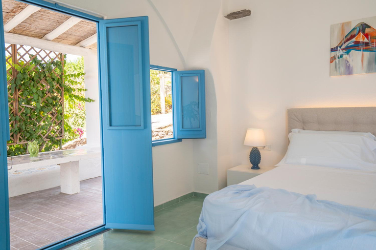 Bedroom 3, Borgo del Cannitello Romantic Resort, Messina