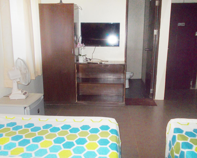 Bedroom 4, Abrhys Ridge Hotel, Coron