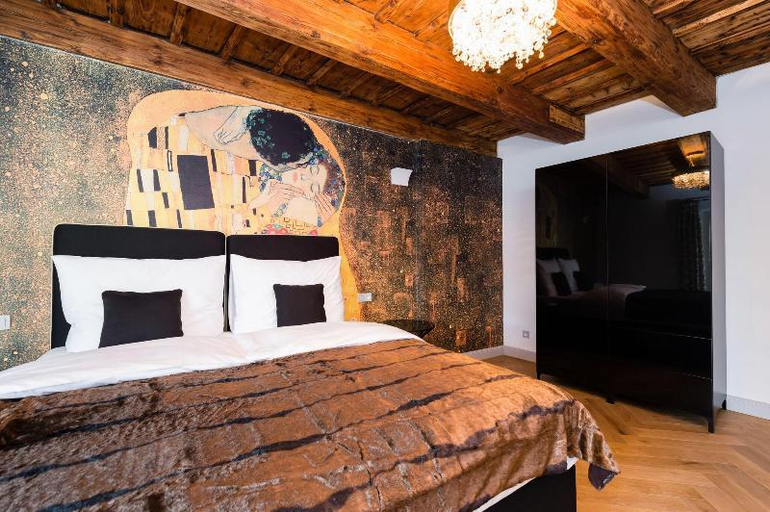 Bedroom 2, Old Royal Post Hotel, Praha 1
