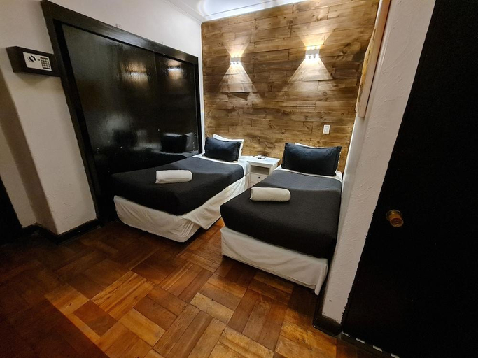 Bedroom 2, Hotel Parlamento, Santiago