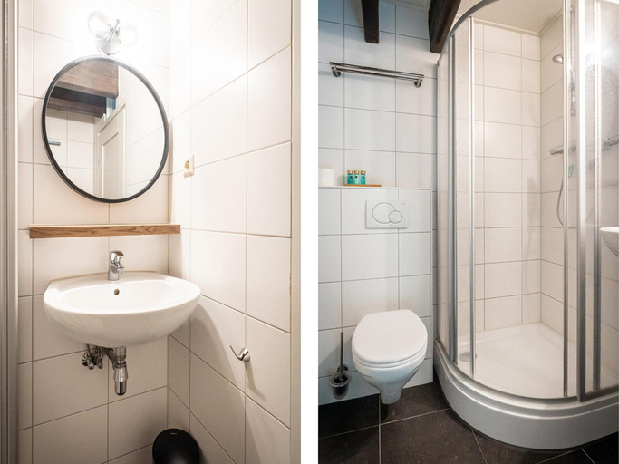 Bathroom, Farmhouse in De Cocksdorp near Beach, Texel