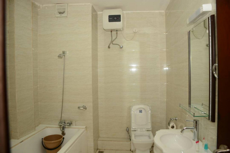 Bathroom 3, Greatwood Hotel, Owerri West