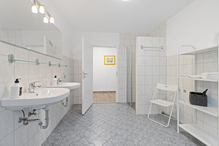Bathroom 3, Gastehaus Schmider, Ortenaukreis