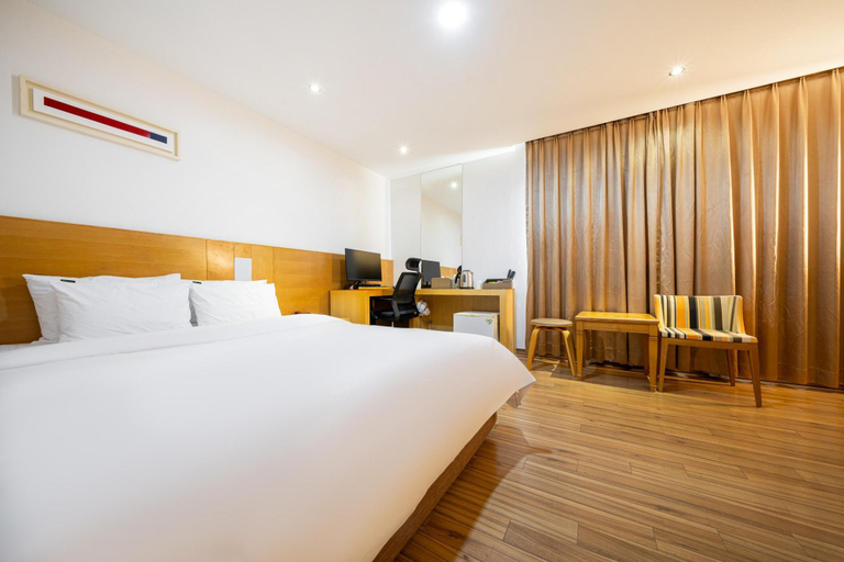 Bedroom 2, Yeosu Wate, Yeosu