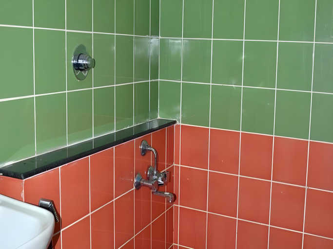 Bathroom, Hotel Metropark - Vadapalani, Chennai