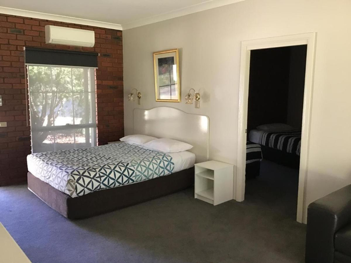 Others 3, Fairway Views Motor Inn, Berrigan