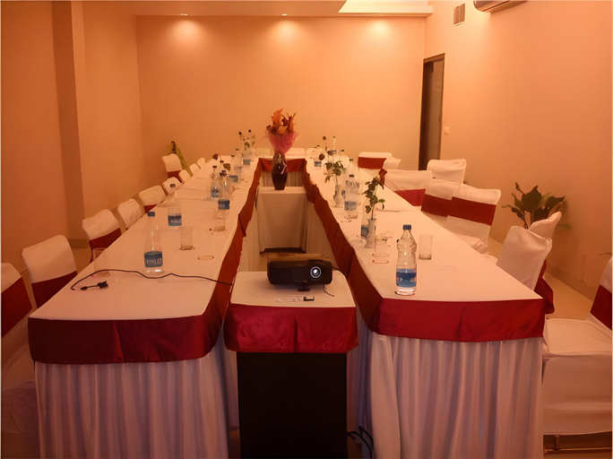 Business Facilities 5, Trevon Inn Gurugram, Gurgaon