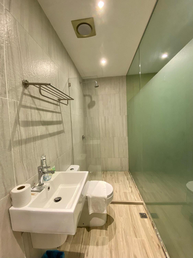 Bathroom 4, Bayu Bayu Hotel by Soft Loft, Penang Island