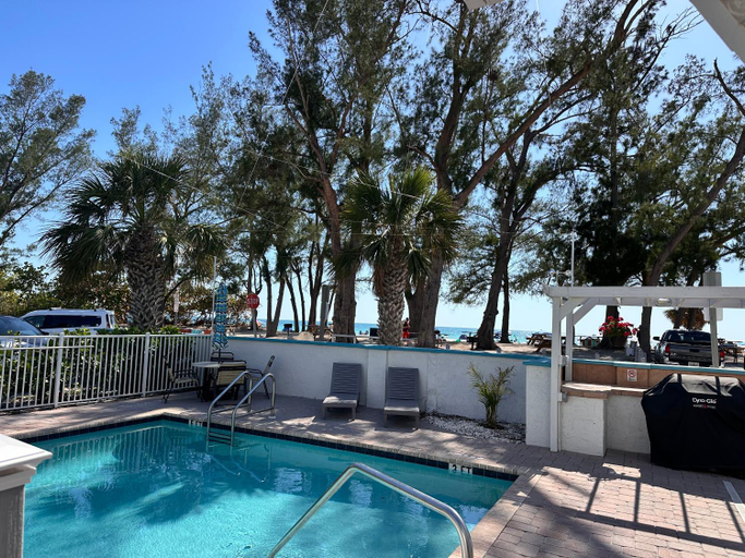 Sport & Beauty 5, Alamanda Villas, Manatee