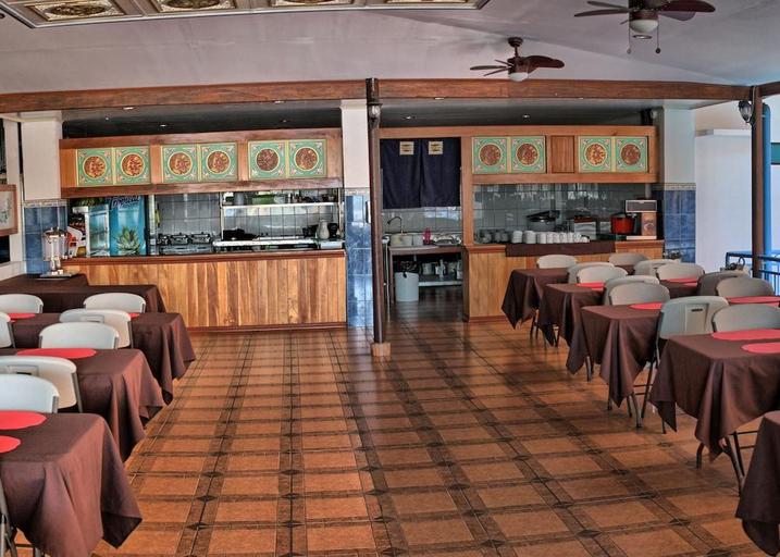 Food & Drinks 5, Puntarenas Beach, Puntarenas