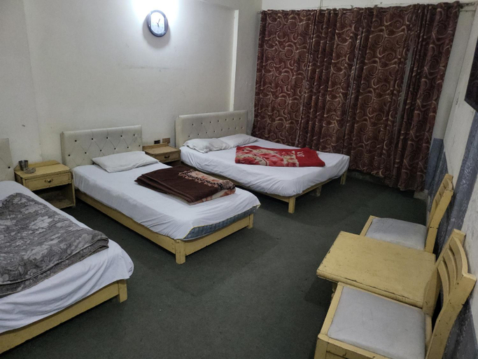 Bedroom 3, Al sakhawat hotel, Islamabad