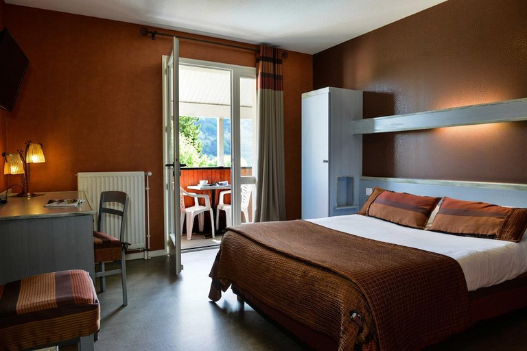 Bedroom 2, Logis Le Vieux Logis, Pyrénées-Atlantiques
