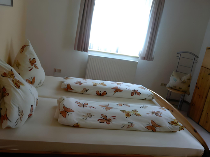 Others 3, Ferienwohnung Uschkereit, Cham