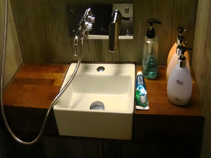 Bathroom 4, TREGA Museum Guesthouse, Jeonju