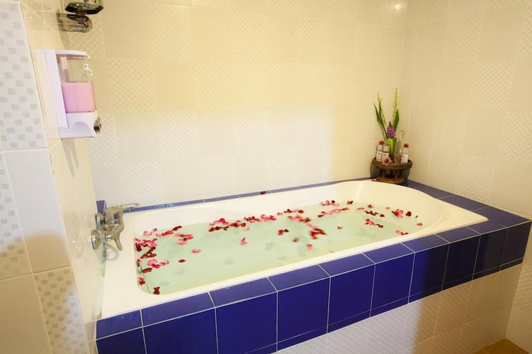 Bathroom 4, Zaza Hotel Bangpoo, Muang Samut Prakan