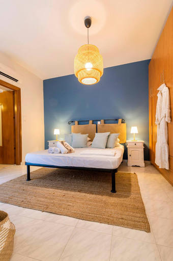 Bedroom 5, Central House of Ialisos, South Aegean