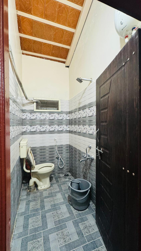 Bathroom 3, Prajwal home stay, Bellary