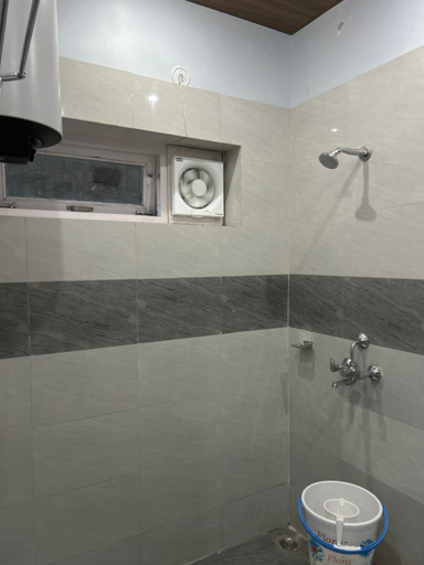 Bathroom 3, The White Grove Retreat, Nainital