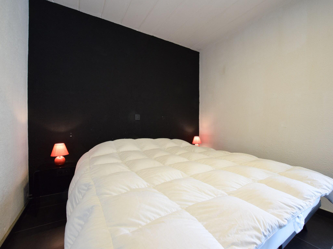Bedroom 3, Luxury Villa with Pool, Luxembourg
