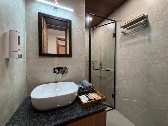 Bathroom 4, Housr Sector 56 Gurgaon Sushant Lok 2, Gurgaon