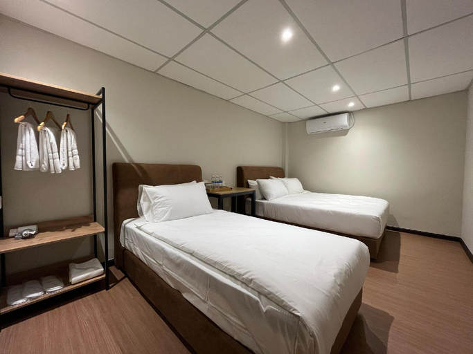 Bedroom 2, Swing & Pillows @ Malacca River Walk, Malacca City