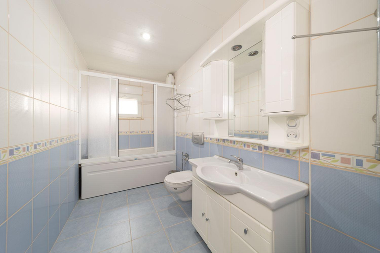 Bathroom 3, Avsallar Kepenek Village, Alanya