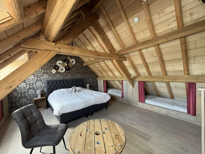 Bedroom 3, Belle Vie comfortable guest house near Bruges, West-Vlaanderen