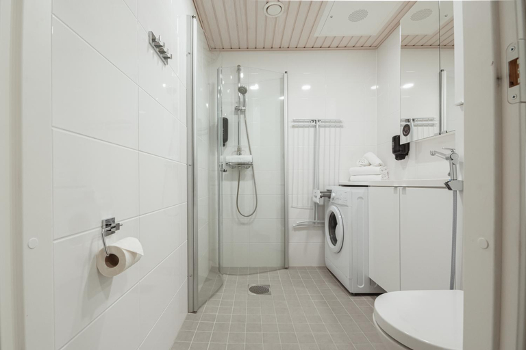 Bathroom, Time Apartments Ylistönmäki, Central Finland