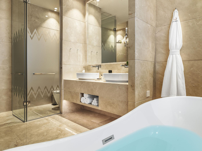 Bathroom 5, Cap St Georges Hotel and Resort