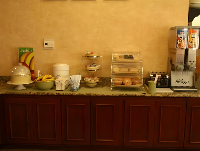 Food & Drinks 5, Quality Inn Albany, Dougherty