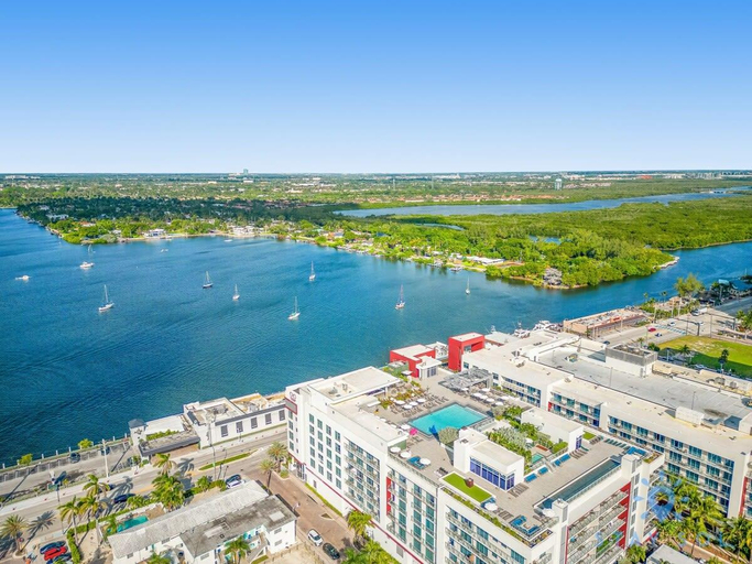 Exterior & Views 1, Rooftop Pool - Balcony - Hollywood Beach Boardwalk, Broward