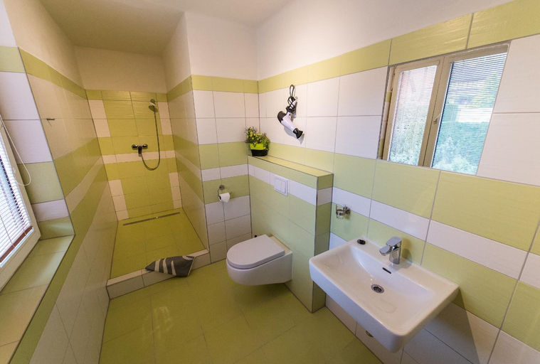 Bathroom 3, Penzion TOP, Český Krumlov