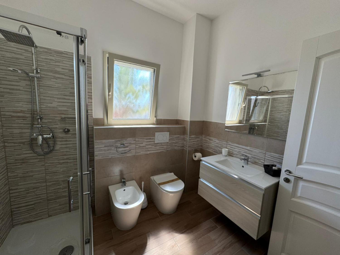 Bathroom 2, White Room Salento Bed and Breakfast, Lecce