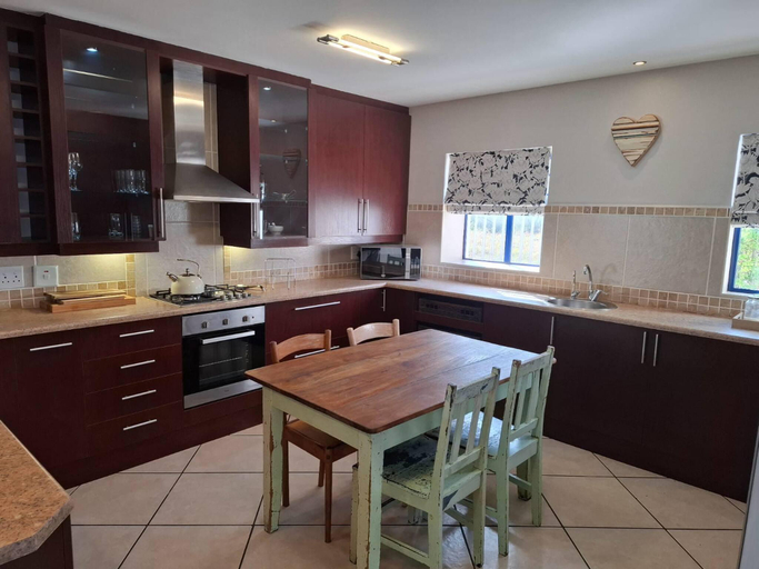 Others 4, Charming Langebaan Villa with Garden View, West Coast