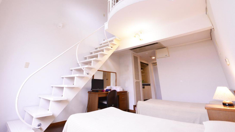Bedroom 2, Petit Hotel Key West Club, Onna