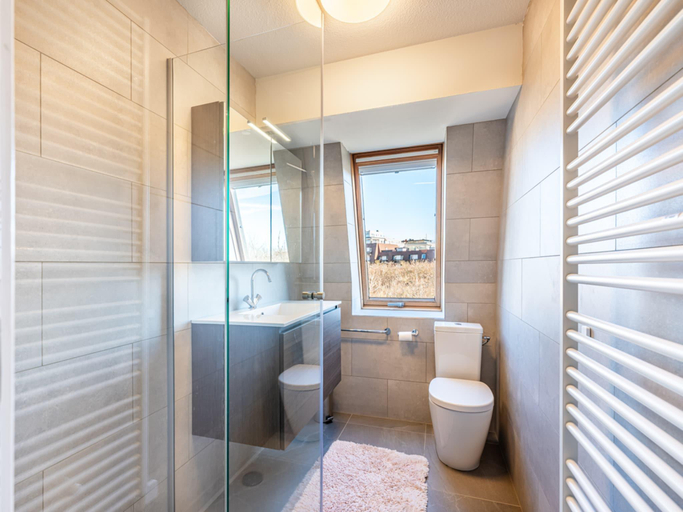 Bathroom 3, Apartment in Oostduinkerke near the Beach, West-Vlaanderen