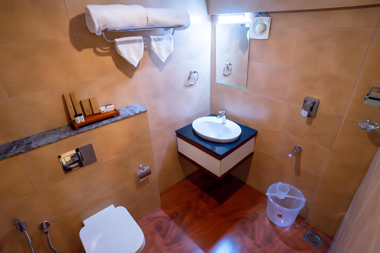 Bathroom 3, Trivers Resort Munnar, Idukki