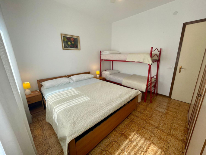 Bedroom 2, Amazing apartment With Pool for 5 people, Venezia