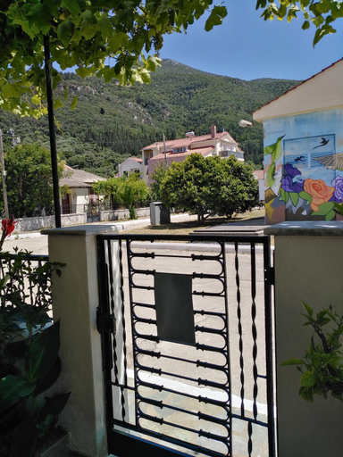 Others 4, Nostalgia Apartment A in Sami 50 metres from the sea, Ionian Islands